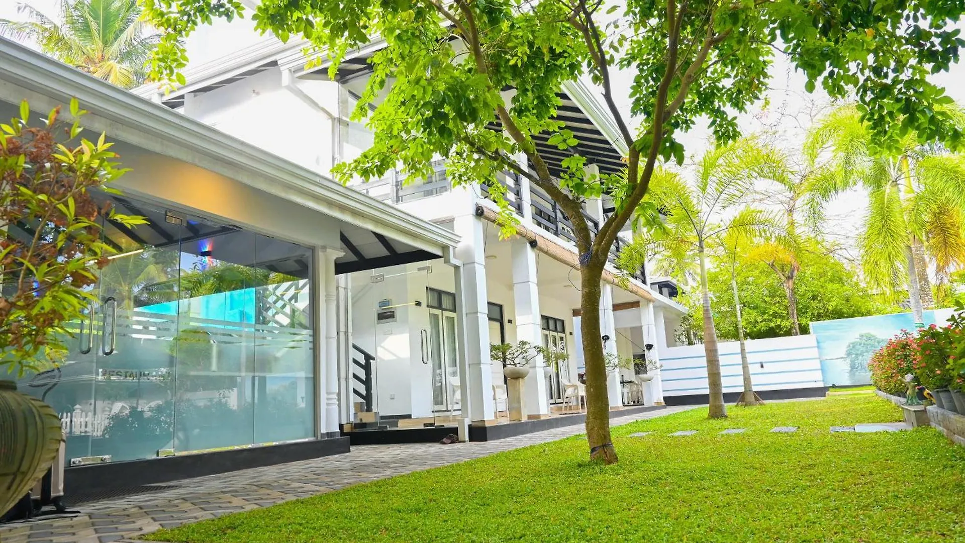 Hotel Wetland Resort Negombo